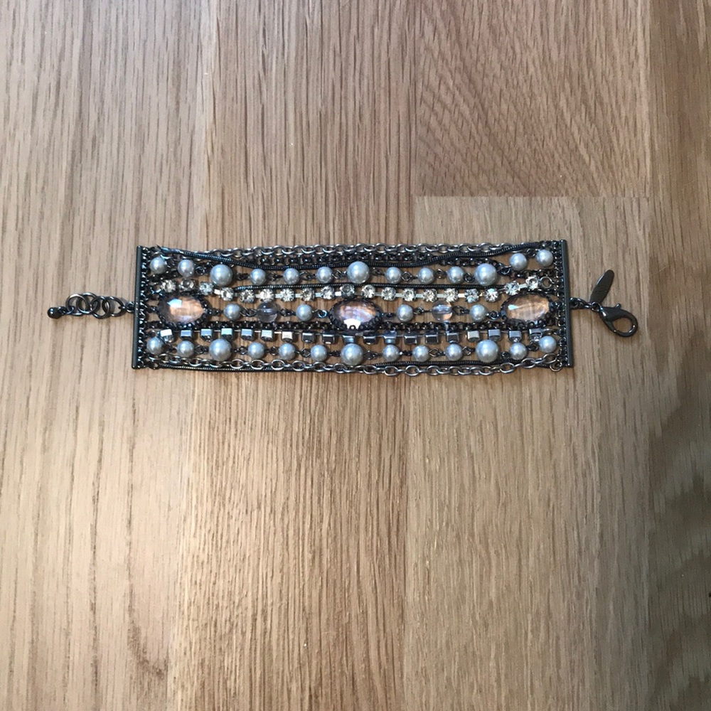 Gem and Pearl bracelet